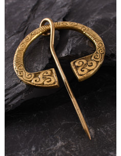 Spilla celtica con anello tipo fibula, ottone (6,5 cm.) 2
