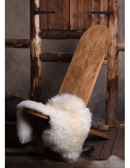 Sedia medievale in legno a forma di X...