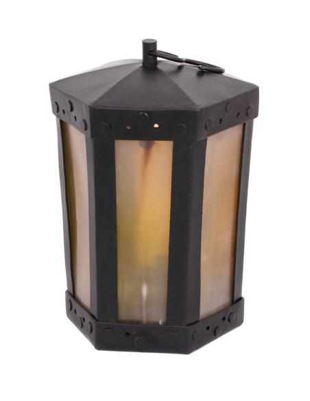 Lampada con finestre in corno, fatta...