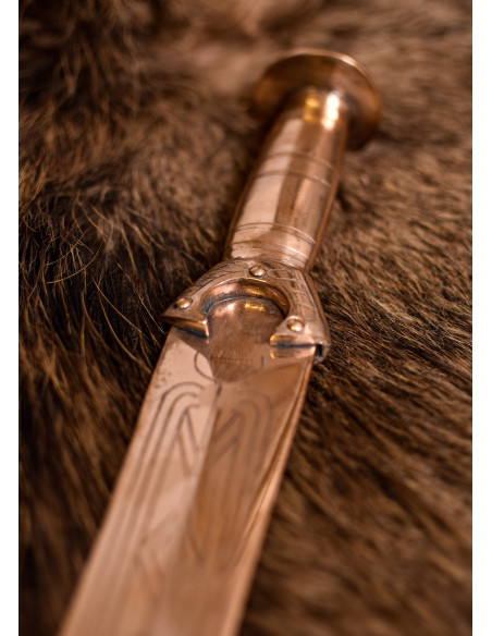 Spada corta celtica in bronzo (71,5 cm.)