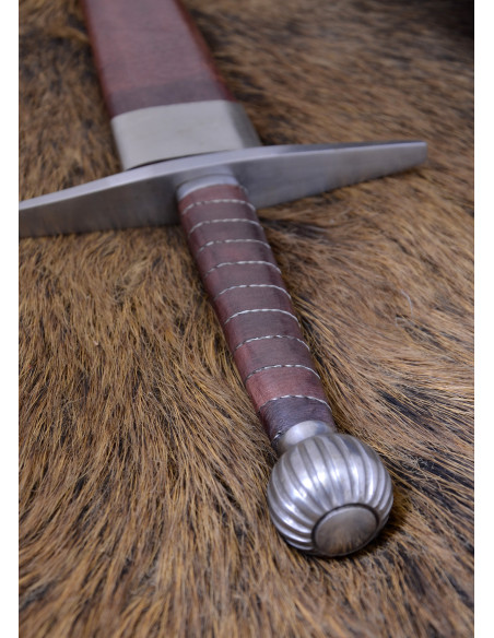 Lunga spada decorativa medievale con...