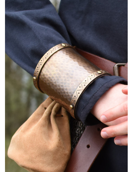 Bracciale celtico in ottone (9,5 cm)