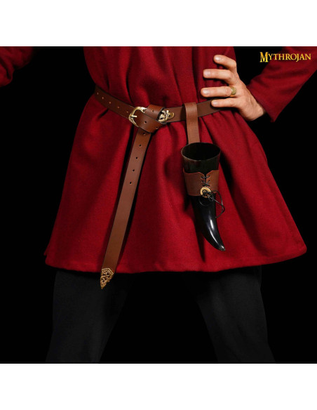 Corno vichingo con bandoliera...