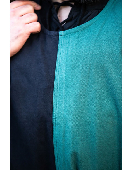 Tunica medievale bipartita...