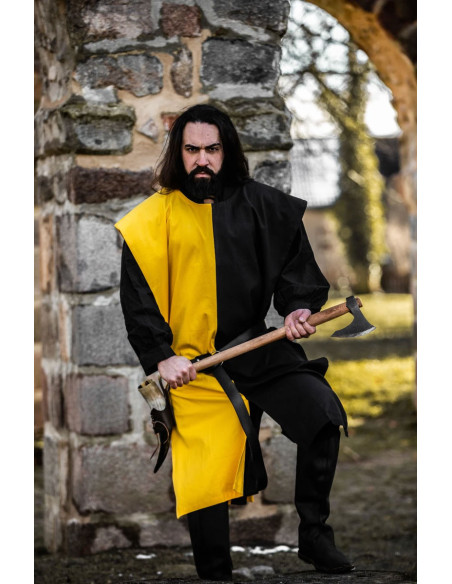 Tunica medievale bipartita...