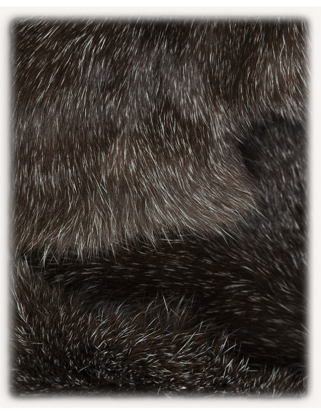 Gonna Barbarian modello Karya, pelo...