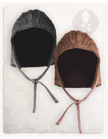 Capeline imbottita modello Leopold