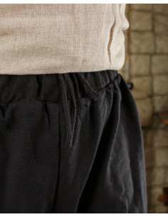 Pantalone Capri in cotone nero modello Tudor 2