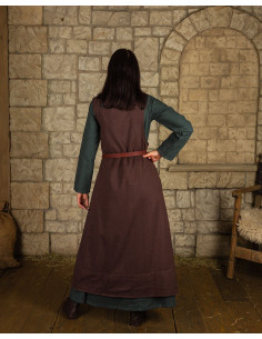 Abito stile grembiule modello Lientje, colore marrone 2