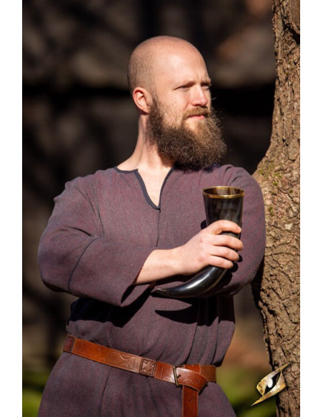 Tunica vichinga a spina di pesce in...