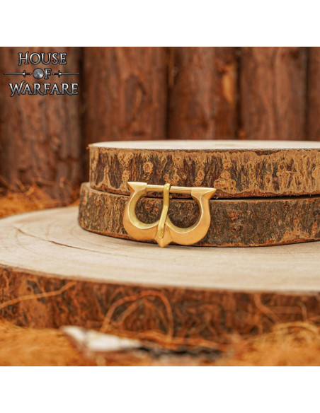 Fibbia medievale in ottone per...