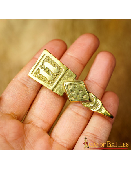 Accessorio decorativo medievale in...