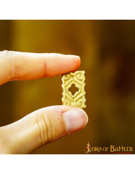 Set di 5 quadrifogli medievali...