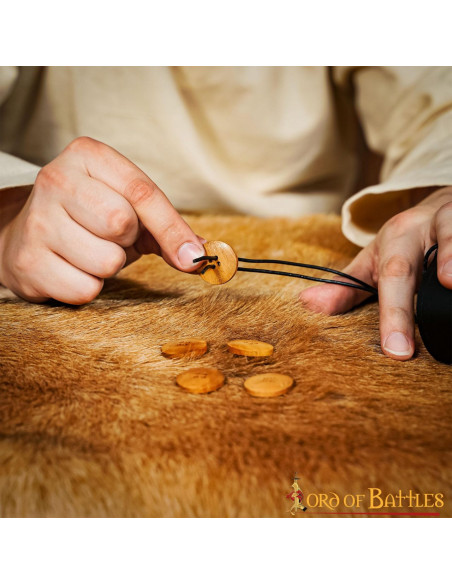 Set di 5 bottoni ideali per abiti...