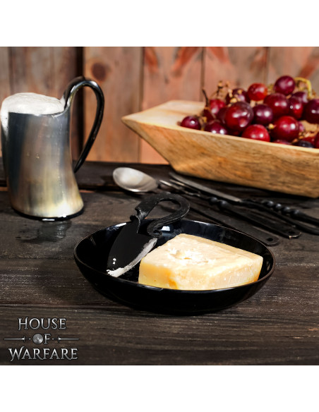 Piatto medievale in corno corno (15 cm.)