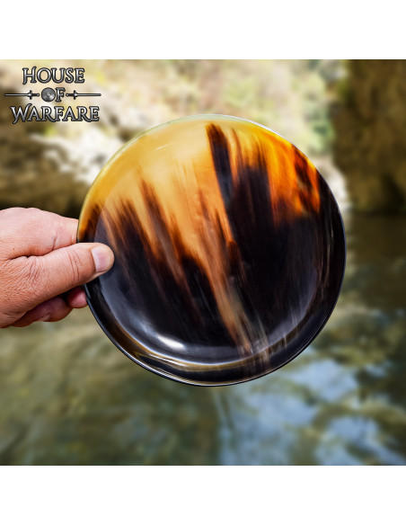 Piatto medievale in corno corno (15 cm.)