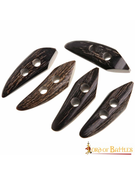 Set di 5 fermagli in corno con 2 fori...