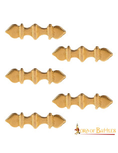 Set di 5 ornamenti in ottone per cinture medievali