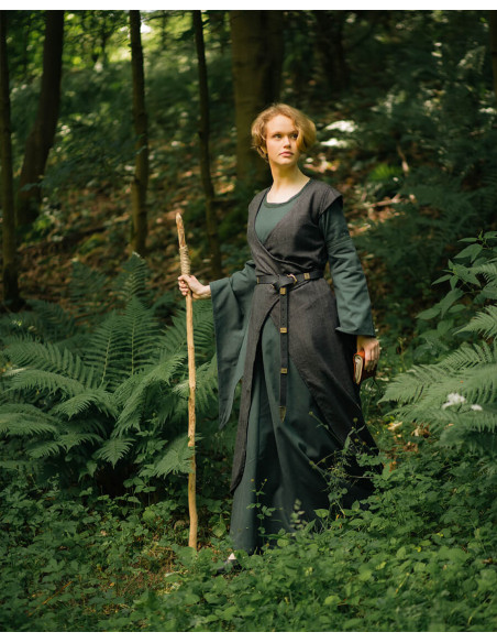 Sopravveste in Vysera con aperture...