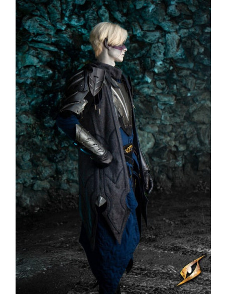 Fascino notturno del cappotto degli...