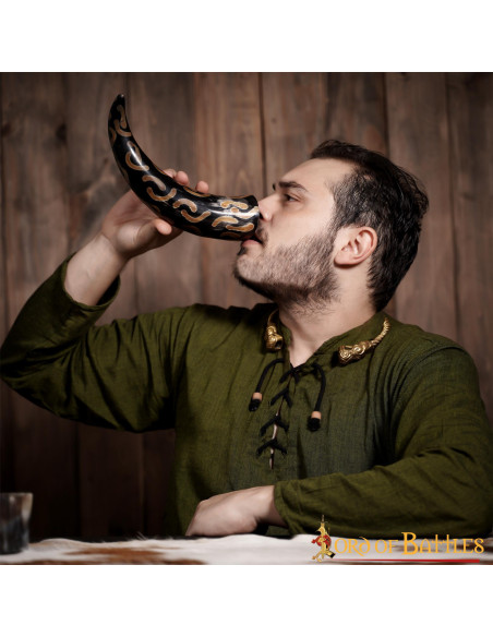 Corno di bue per bere, design Mezze Lune