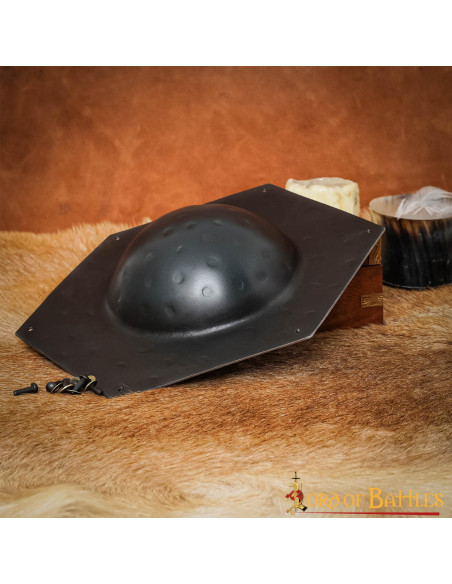 Umbo esagonale per scudo romano in...