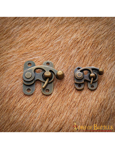 Set di 3 piccole chiusure in ottone