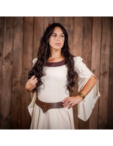 Collare medievale in pelle con anello