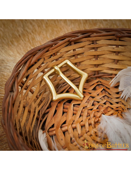 Fibbia a corona pentagonale in ottone...