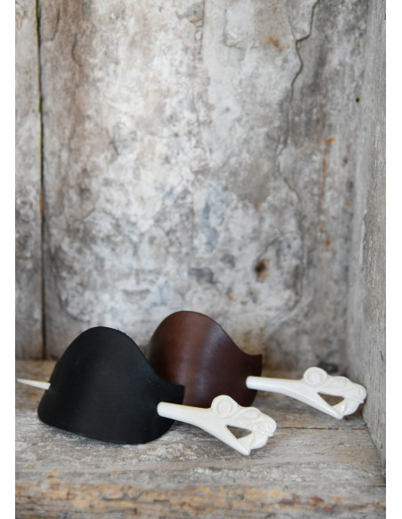 Molletta vichinga con spilla in osso...