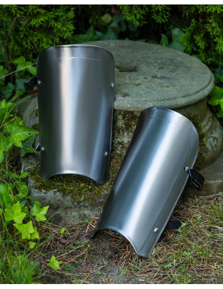 Schinieri medievali Lucas in acciaio