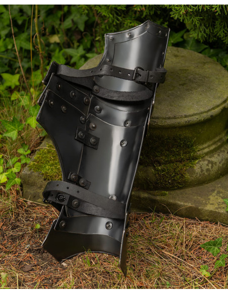 Schinieri medievali in acciaio...