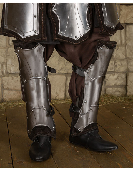 Schinieri medievali Fafnir imbottiti,...