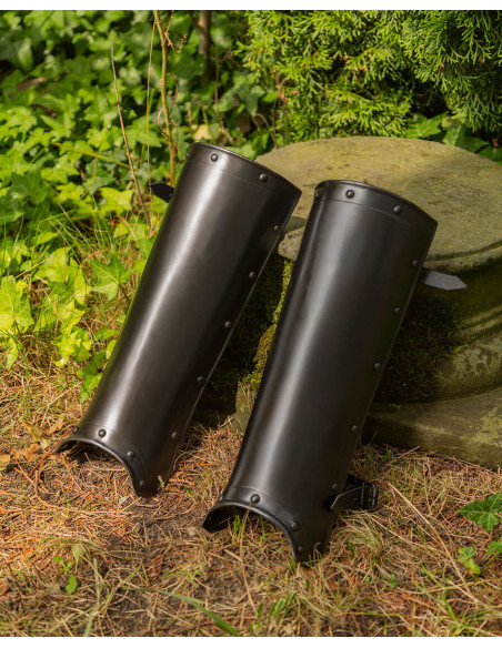 Schinieri medievali Jost in acciaio...