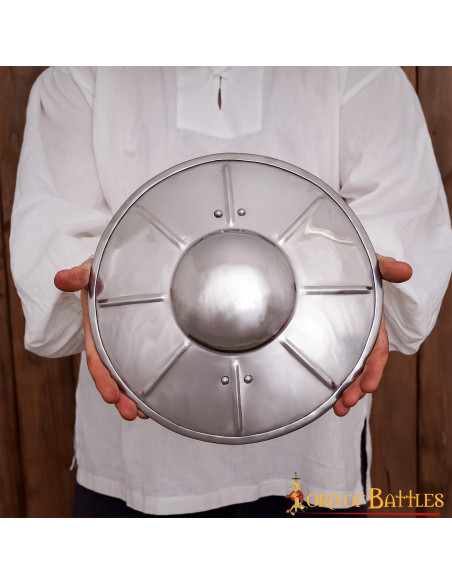 Scudo medievale funzionale in acciaio...