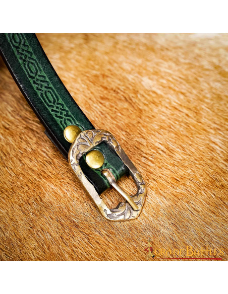 Cintura medievale granata con design...