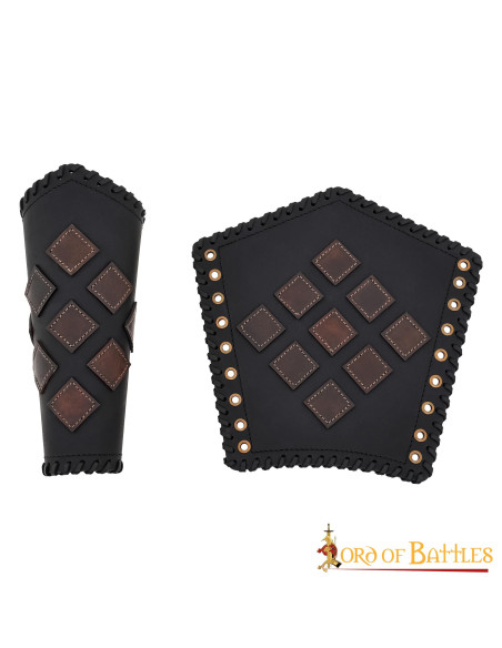 Fantastici braccialetti in pelle LARP...