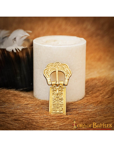 Motivo floreale con fibbia celtica in...