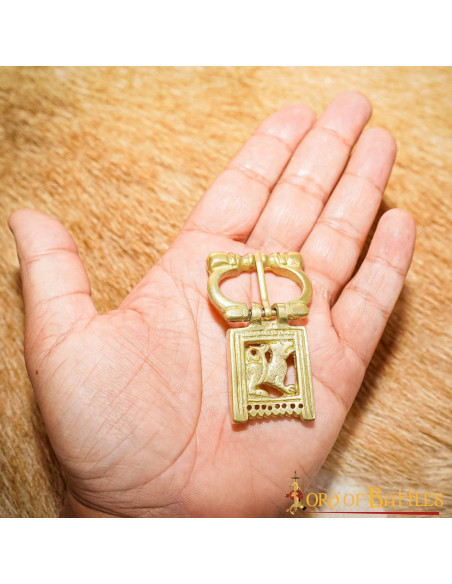 Fibbia lupo medievale in ottone (6,2...