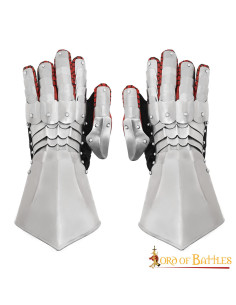 Guanti da corazziere del tardo Medioevo