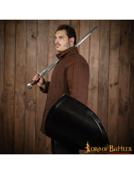 Scudo nero liscio da verniciare (60,9...