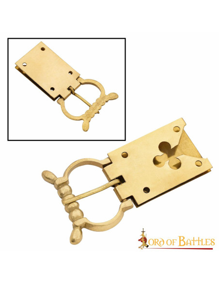 Fibbia medievale con design a...