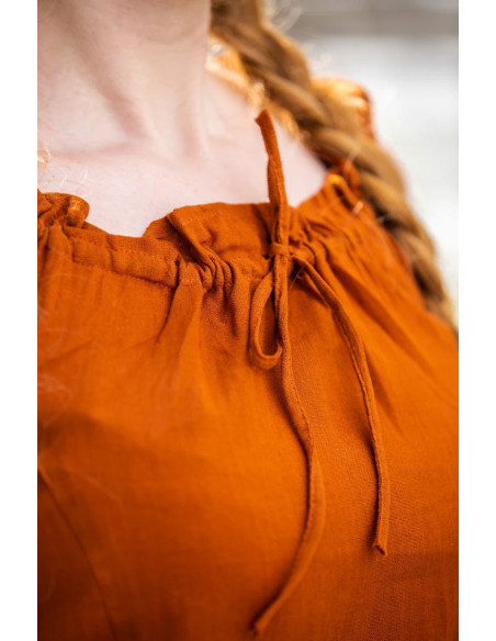 Camicetta medievale senza maniche...