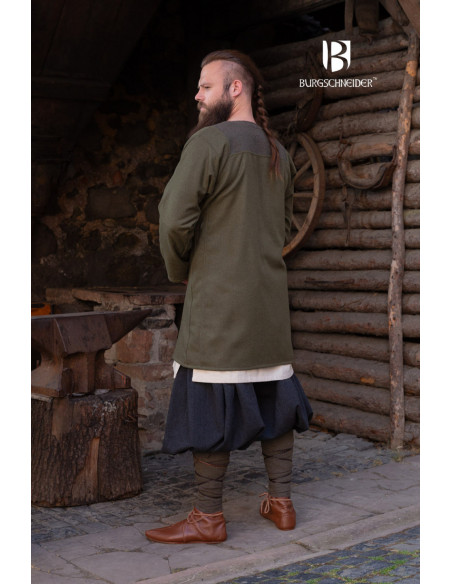 Tunica Rus Simón, colore verde oliva
