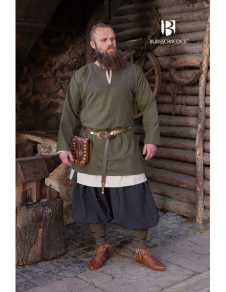 Tunica Rus Simón, colore verde oliva