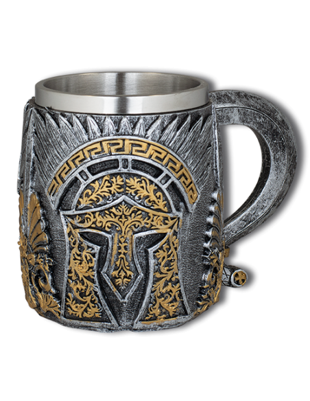 Modello di elmo dorato con coppa in...