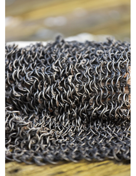 Cotta di maglia rivettata, finitura...