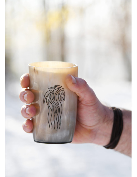 Bicchiere cavallo vichingo in corno...