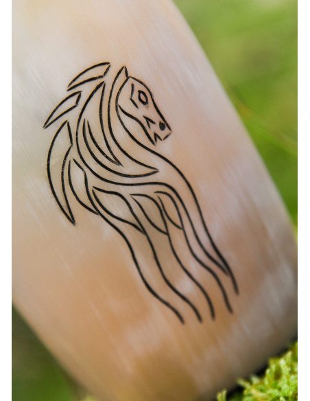 Bicchiere cavallo vichingo in corno...