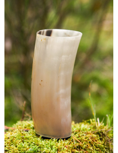 Bicchiere vichingo senza incisioni in...